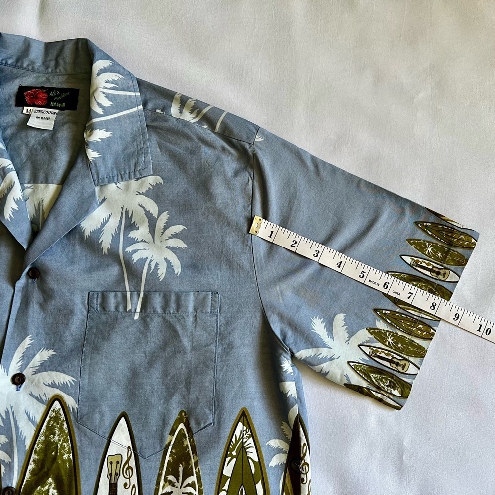 Hawaiian Surf Shirt Ali's Fashion Size Medium Light Blue Surf Board & Palm Trees - Picture 5 of 6